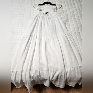 Banana Republic White Flowy Maxi Dress